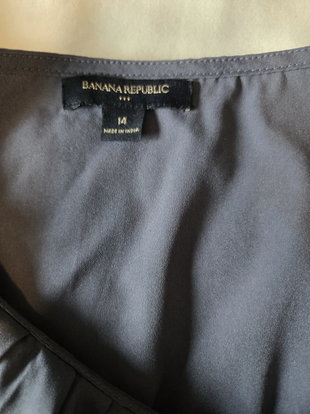 Banana Republic Ruffle Sleeve Shell In Gray - Picture 8 of 9
